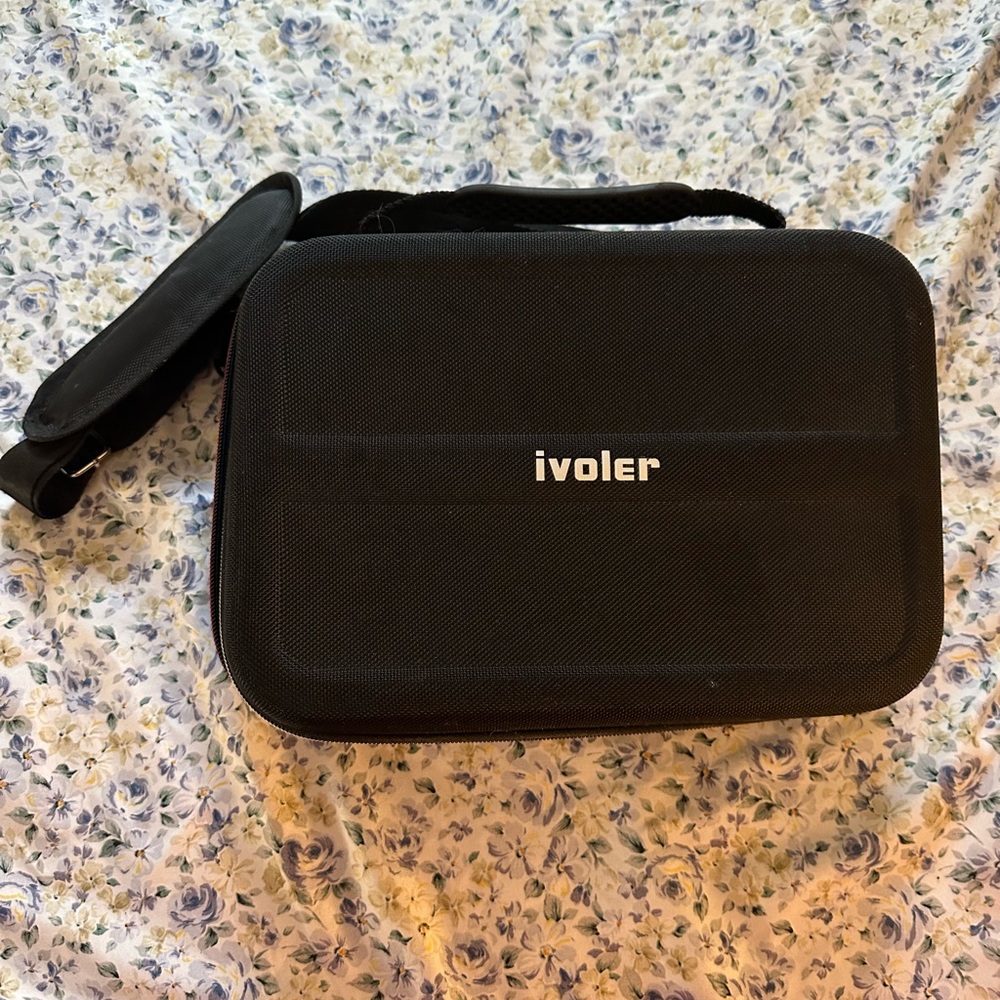 iVoler Black Carrying Case
